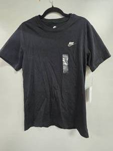 lot 171 image: New Nike Mens Sportswear T-shirt Size Small