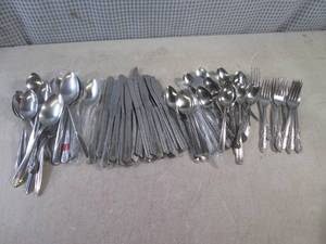 lot 120 image: (EC1) Assorted Stainless Steel Silv...