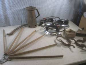 lot 121 image: (CS) Assorted Vintage...