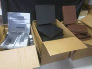 lot 157 image: (EW1) 3 Large Boxes of Flat GiftBo...