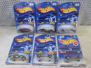 lot 181 image: (EC1) Assorted Hot Wheels in Packag...