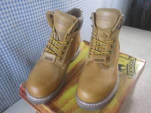 lot 7 image: (CS) Pair of Elk Wood Leather Work ...