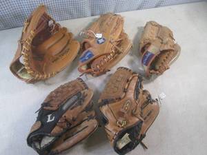 lot 13 image: (EW2) 5 Assorted Baseball Gloves...