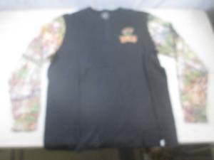 lot 23 image: (BR1) Minnesota Wild Long Sleeve Pu...