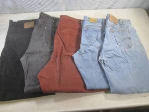 lot 34 image: (CSB) 5 Pairs of Jeans - Route 66, ...