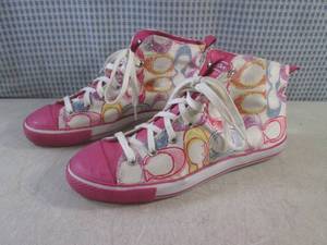 lot 39 image: (CSB) Pair of Coach High Top Sneake...