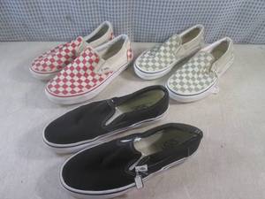 lot 43 image: (EW3) 3 Pairs of Vans Slip-On Shoes...