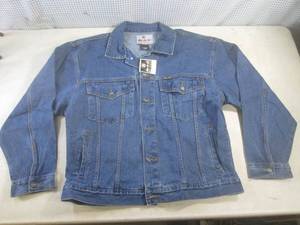 lot 76 image: (BR1) Mac Sports Denim Jean Jacket ...