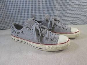 lot 84 image: (BS) Pair of Converse All Star Stud...
