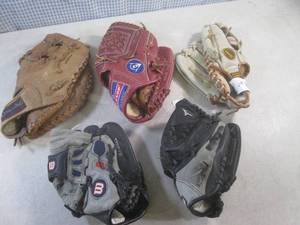 lot 90 image: (EW6) 5 Assoorted Baseball Gloves...