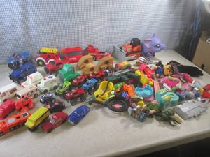 lot 100 image: (A-2) Assortment of Small Kids Toys...