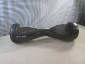 lot 107 image: (EW4) Gotrax Hoverboard - No Chargi...
