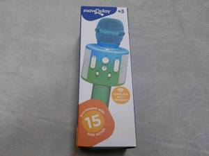 lot 12 image: Move 2 Play Wireless Mic and Speake...