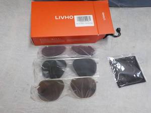 lot 42 image: LIVHO 3 pair Sunglasses...