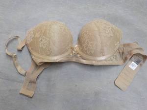 lot 49 image: Size 32B Jokitty Padded Lace Bra...