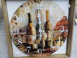 lot 56 image: 10 Diameter Battery Wall clock...