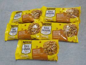 lot 67 image: 5 bags Tollhouse Butterscotch Morse...