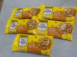 lot 71 image: 5 bags Tollhouse Butterscotch Morse...