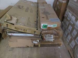 lot 257 image: Pallet of assorted Amazon return pr...