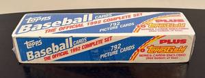 lot 377R image: B - Topps 1992 Baseball Cards - Complete 792-Card Set (Sealed)