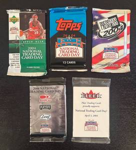 lot 444R image: B - 2004 National Trading Card Day Packs Lot - Upper Deck, Topps, Press Pass, Donruss and Fleer