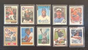 lot 480R image: LC - Baseball Card Lot - Bo Jackson, Manny Machado, Greg Maddux and More