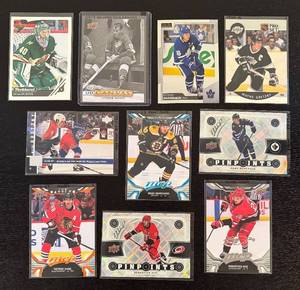 lot 489R image: LC - Upper Deck Hockey Card Lot