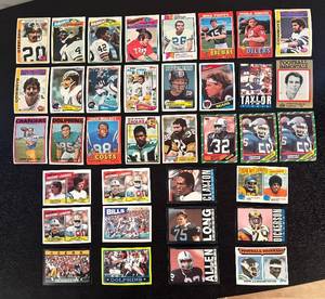 lot 500R image: LC - Topps NFL Football Cards Lot - Vintage 1970s-80s Collection