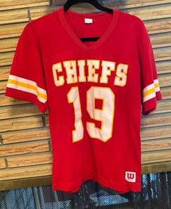 lot 588R image: B - Joe Montana Kansas City Chiefs Youth Large Football Jersey #19