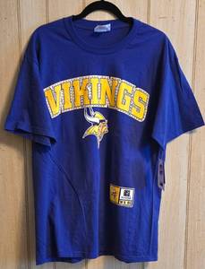 lot 310K image: BR1 - Minnesota Vikings Carter 80 NFL Tee - Mens Large