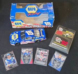lot 601K image: BR1 - Kyle Petty 92 Gold Edition Collector Cards Set  NAPA 124 Diecast Car With Box  4 Racing Cards