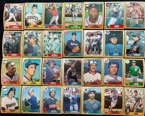 lot 54C image: B - 1987 Topps Baseball Card Collection Featuring 25 Players