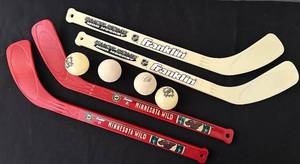lot 565C image: HC - Franklin Shot Zone Mini Hockey Sticks - 20 in - Lot of 4 - Minnesota Wild