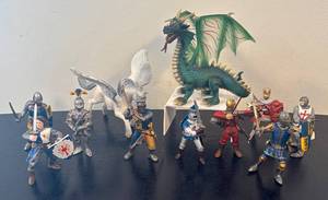 lot 149R image: B - Set of Medieval Fantasy Figurines with Knights, Dragon and Pegasus