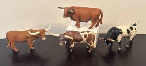 lot 156R image: B - Set of 4 Bull Figurines