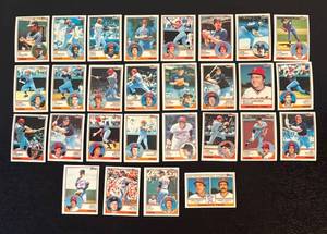 lot 160R image: B - Set of Topps Minnesota Twins Baseball Cards