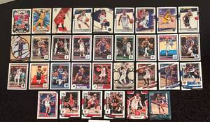 lot 171R image: B - Collection of Assorted Basketball Sports Cards