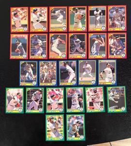 lot 201R image: B - 1990 Score Oakland Athletics Baseball Card Set