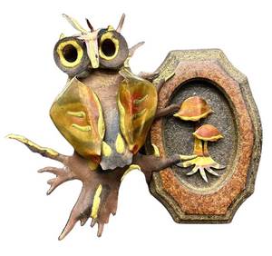 Vintage Owl Wall Sculpture - Rusty Metal Art with Mushroom Crest