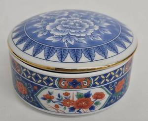Tiffany & Co. Amari Blue and Red Lidded Porcelain Box