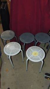 lot 13 image: 5- Small Metal Tables