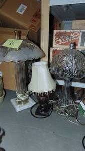 lot 26 image: 3 Table Lamps, 2 Crystal and 1 other one.