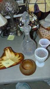 lot 28 image: 5-Pcs of Assorted Glassware