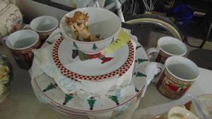 lot 33 image: Set of Christmas China