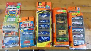 lot 98 image: 6-Matchbox Cars