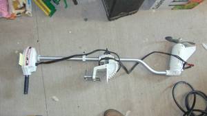 lot 130 image: Johnson Trolling Motor