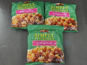 lot 81 image: Simply Potatoes Diced Potatoes 20 oz - 3 Pack