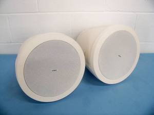 lot 44 image: (2) QSC AD-P6T AcousticDesign Series 6.5 2-Way 60W Pendant-Mount Loudspeakers  Speakers