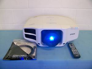 lot 12 image: Epson Pro G7100 (H754A) 6500 Lumen XGA 3LCD Projector with Standard Lens, Remote Control and HDMI Cable