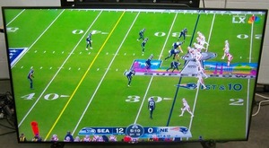 lot 5 image: 65 Samsung QB65R HDR 4K UHD (Ultra-High Def) Commercial Smart LED Display